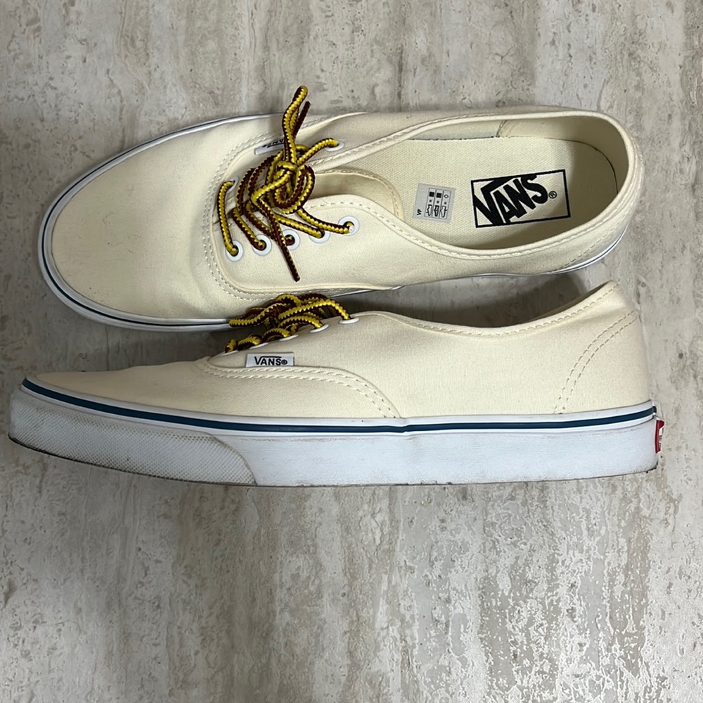 Vans Authentic size 11.5 Cream colored like new